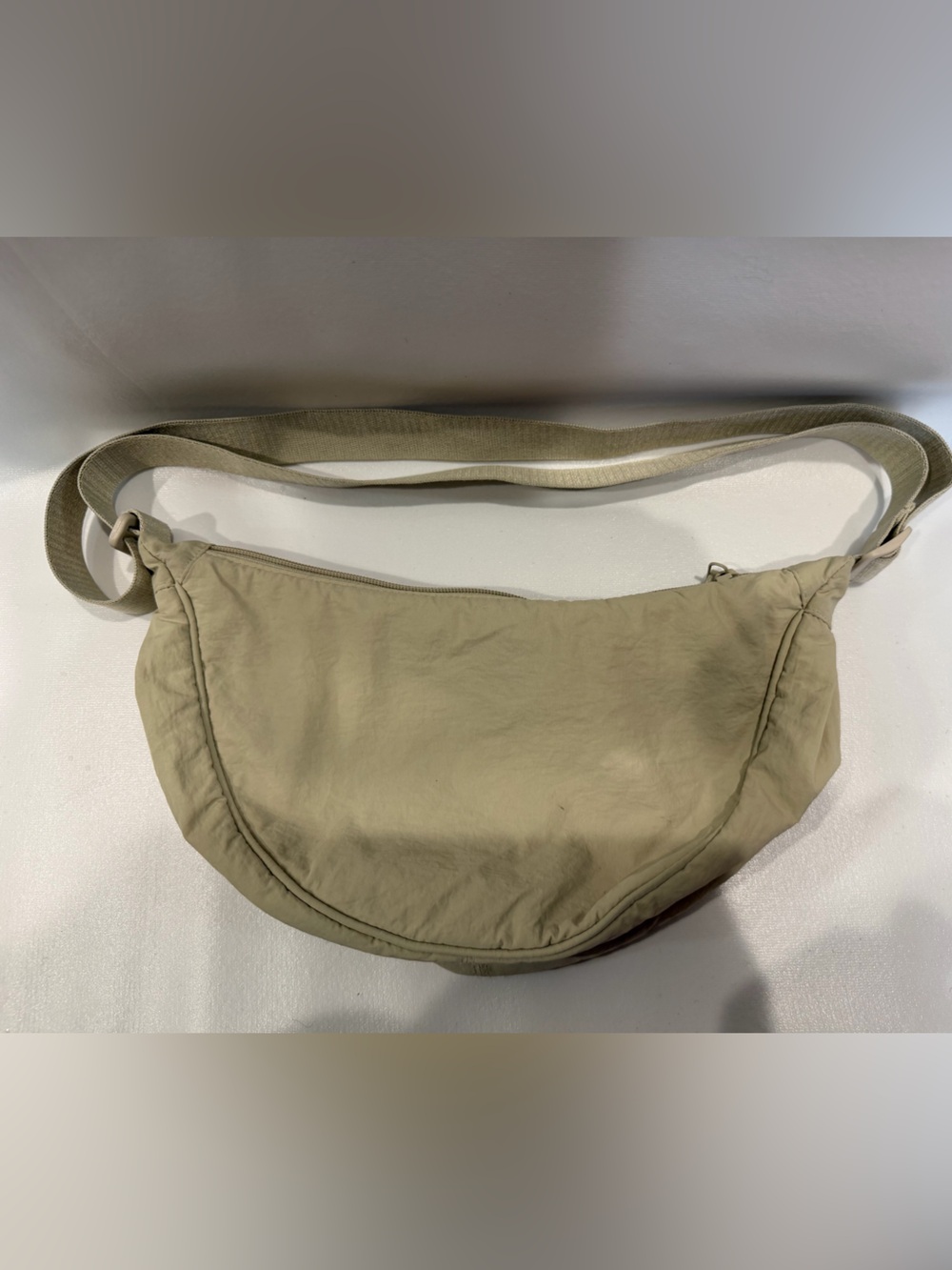 Uniqlo Khaki Men’s Belt Bag - Casual Sling